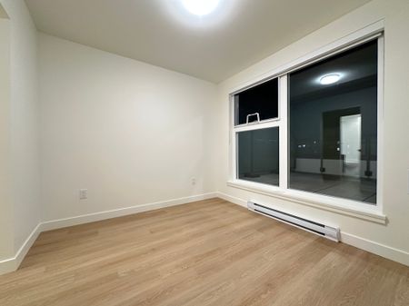 Brand New 1 Bed Apartment In The Heart Of Willoughby Town Centre - Photo 2