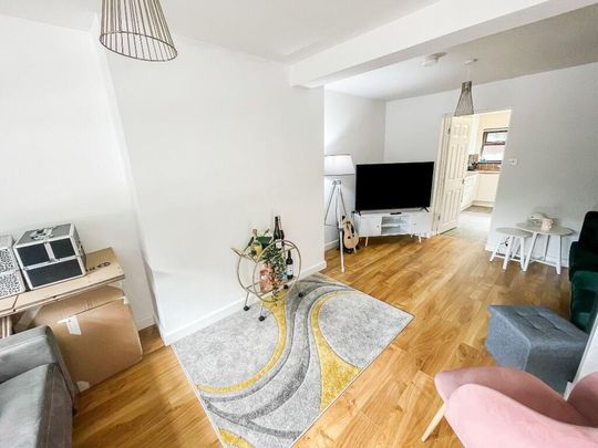 88 Low Road, Lisburn, BT27 4TJ - Photo 1