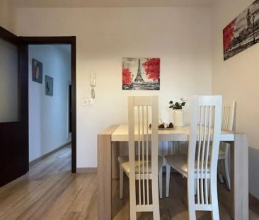 Piso de alquiler en C. Álamos, Residencial Triana - Barrio Alto - Foto 3