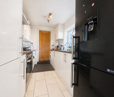 4 Bed Terraced, High Wycombe, Buckinghamshire, HP11 2RD - Photo 5
