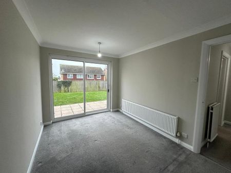 3 Bedroom Detached To Rent - Photo 2