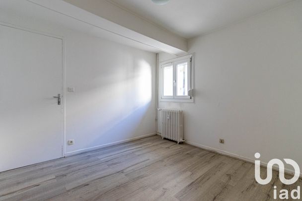 Appartement 2 pièces de 38 m² à Évreux (27000) - Photo 1