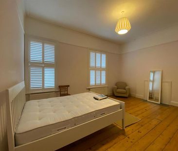 4 bedroom semi-detached house to rent - Photo 5