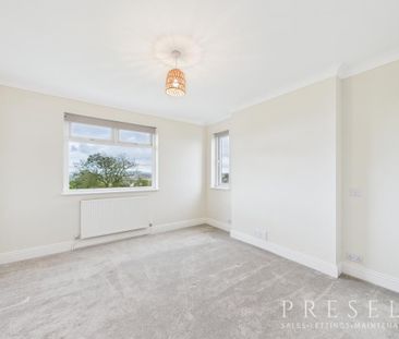 3 bedroom detached house to rent - Photo 4