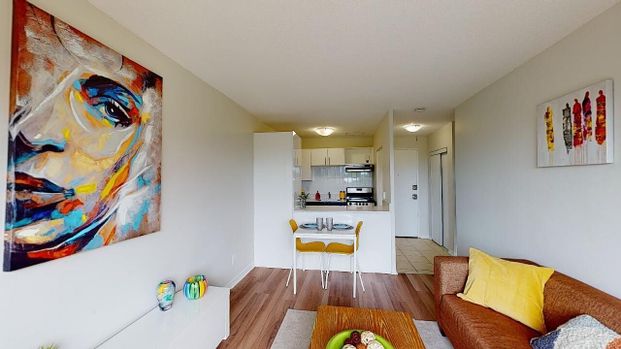 Hintonburg - Photo 1