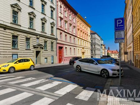 Pronájem bytu 1+kk 37 m2 - Фото 2