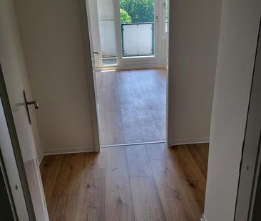 Moderne 2-Zimmer-Wohnung in Laatzen mit Balkon - Photo 4