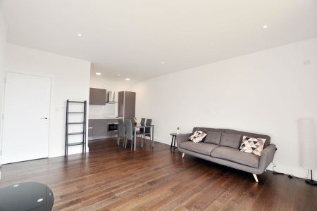 1 bedroom apartment to rent - Photo 2