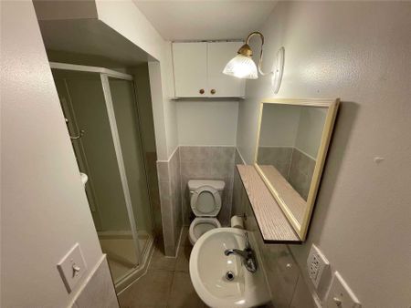 For Lease - 87 Steeles Avenue Unit# UNIT 'A', Toronto, Ontario - Photo 4