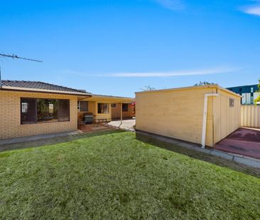 3 X 1 Spacious Family Home - Photo 4