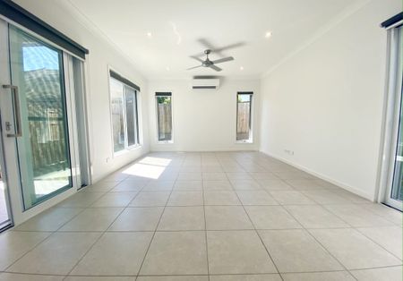 21 Darwin Circuit, North Lakes, QLD, 4509 - Photo 2