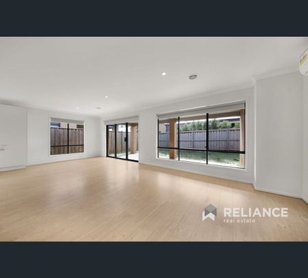 17 Stook Road, Truganina, Vic 3029 - Photo 3