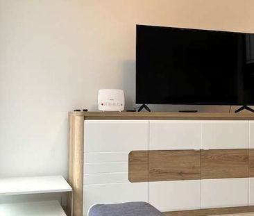 New apartment with roof garden also furnished - Photo 3