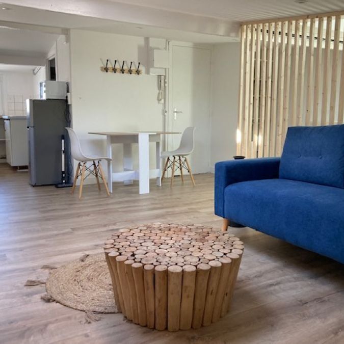 GRAND STUDIO REFAIT A NEUF PARC DES CHAMPS ELYSEES - Photo 1