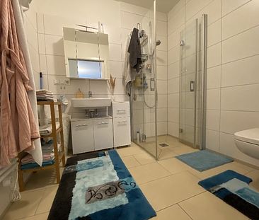 Neuss – Barrierefreie 3 Zimmerwohnung im Niedrigenergiehaus für max. 3 Personen! - Foto 1
