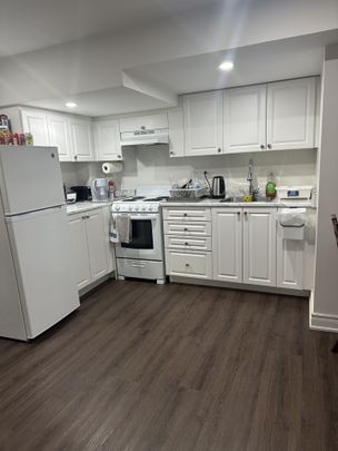 For Lease - 4 Magnum Way Unit# Room, Toronto, Ontario - Photo 1