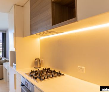 318 / 11 Barrack Square, Perth WA 6000 - Photo 6
