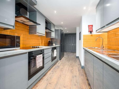 7 bedroom house of multiple occupation to rent - Photo 5