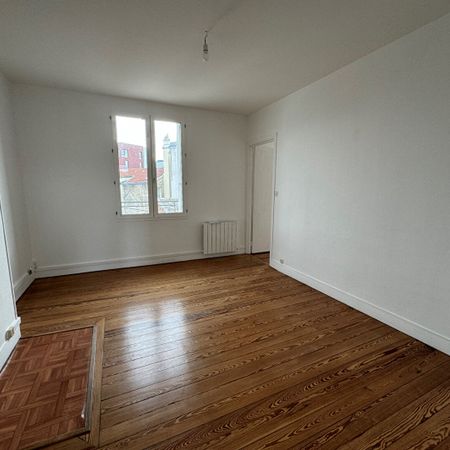 Location Appartement 2 pièces 35m² - Photo 4