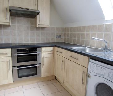 2 bedroom flat to rent - Photo 6