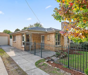 105 Pembroke Road, Mooroolbark - Photo 3