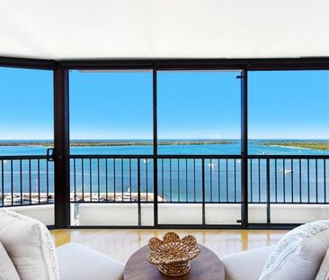 EXCLUSIVE BROADWATER SKY HOME WITH SPECTACULAR WATER & SURFERS SKYL... - Photo 3