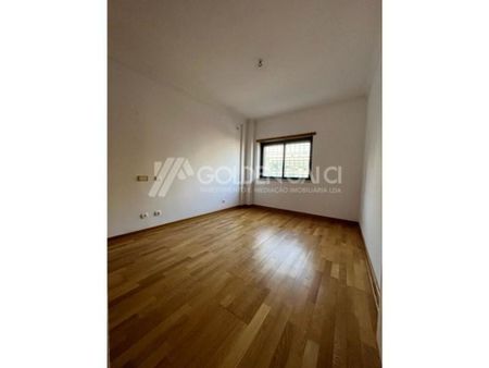 3 room luxury Apartment for rent in Lisbon, Portugal - Photo 5