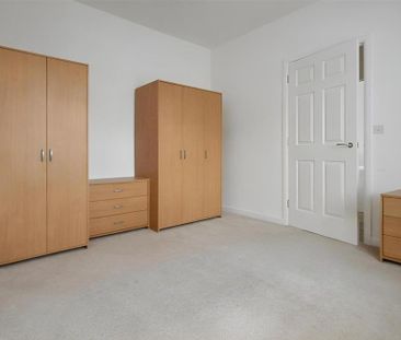 2 bedroom semi-detached bungalow to rent - Photo 6