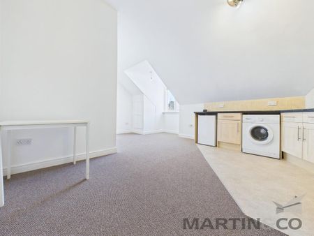 1 bedroom flat to rent - Photo 2
