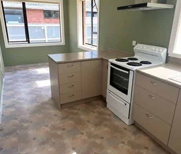 UPPER RICCARTON - 2 BEDROOM, 1 BATHROOM, HEATPUMP - Photo 3