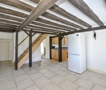 3 bed end of terrace house to rent in Beaconsfield Road, Farnham Ro... - Photo 4