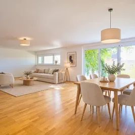 Familienfreundlich wohnen: 4 Zimmer, große Südwestterrasse und Garten - Foto 2