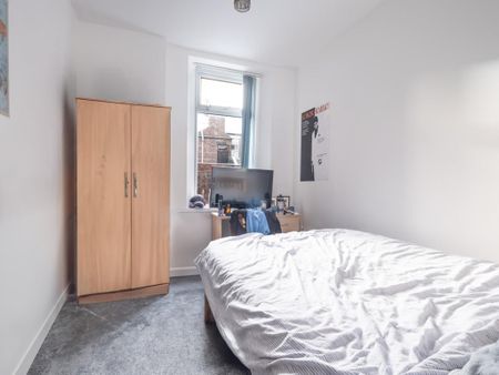 3 bedroom ground floor flat to rent - Photo 4
