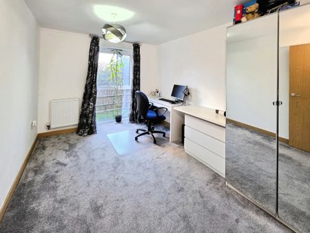 Aquarius Court – 2 Bed 2 Bathroom Flat - Photo 5