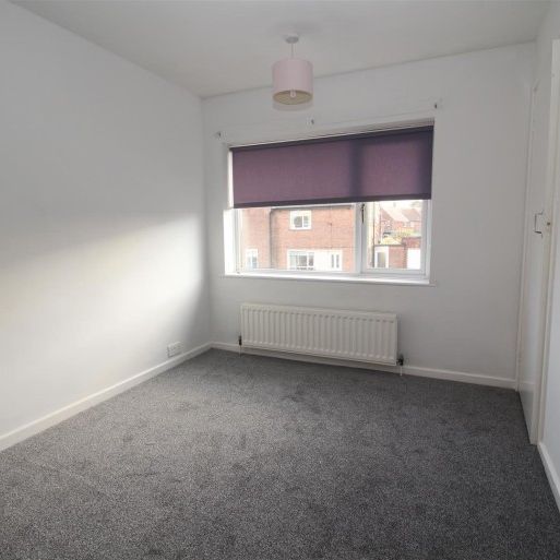 3 Bedroom House - Semi-Detached - Photo 1