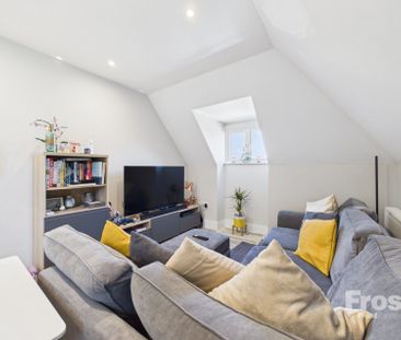 25a Summers Road, Burnham,SL1 - Photo 6