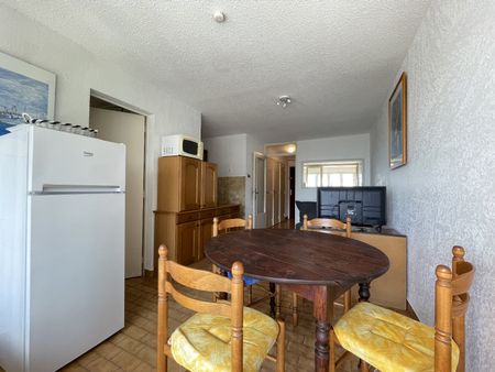 Location Appartement 2 pièces 37m² SETE 34200 - Photo 5