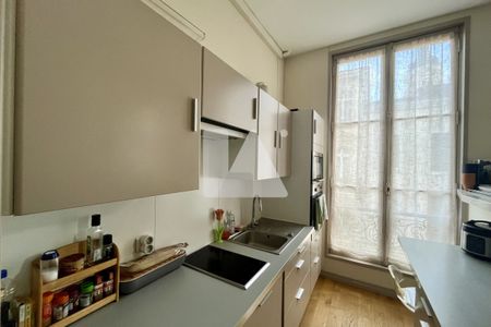 BORDEAUX TRIANGLE D'OR - 2 CHAMBRES - ASCENSEUR - Photo 3