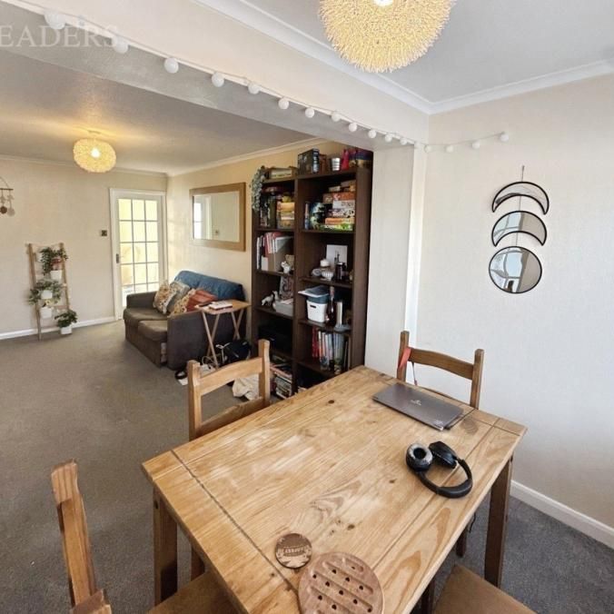 3 bedroom house to rent Eardley Close, Chaddesden, Derby, DE21 - Photo 1