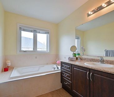 For Lease - 20 Wynview Street, Brampton, Ontario - Photo 5