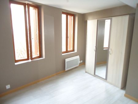 Location Appartement 2 pièces 37m² HARFLEUR 76700 - Photo 3