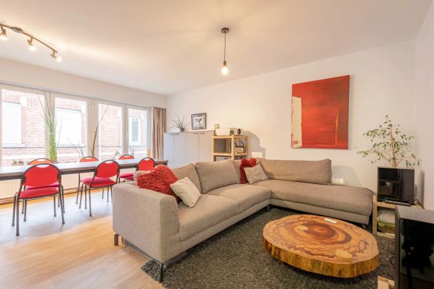 Lichtrijk appartement met ruim terras op toplocatie - Foto 1