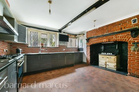 London Road - Photo 2