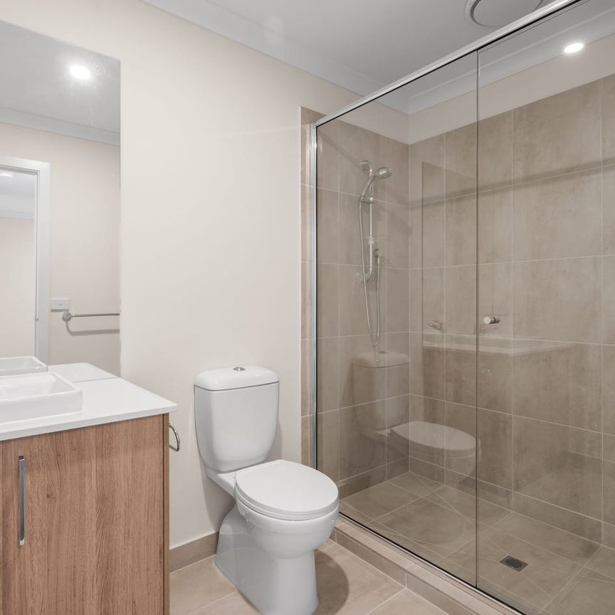 Modern Family Living in a Growing Wollert Community - Photo 1