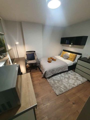 Premier Plus Studio - Photo 5