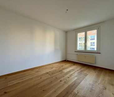 Charmante 2.5-Zimmer-Wohnung mit Balkon in Lyss – sofort verfügbar! - Photo 6