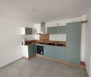 Location Appartement 2 pièces 48m² - Photo 3