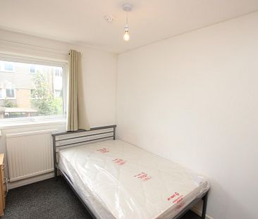 North Holme Court, Northampton, NN3 8UX - Photo 6