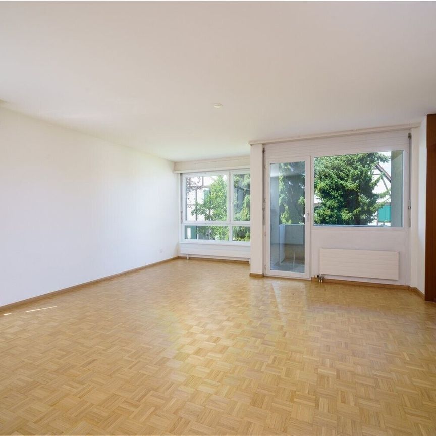 Luminous 4.5-room apartment – 100 m² for well-being - Foto 1