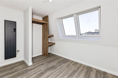 1 bedroom flat to rent - Photo 2